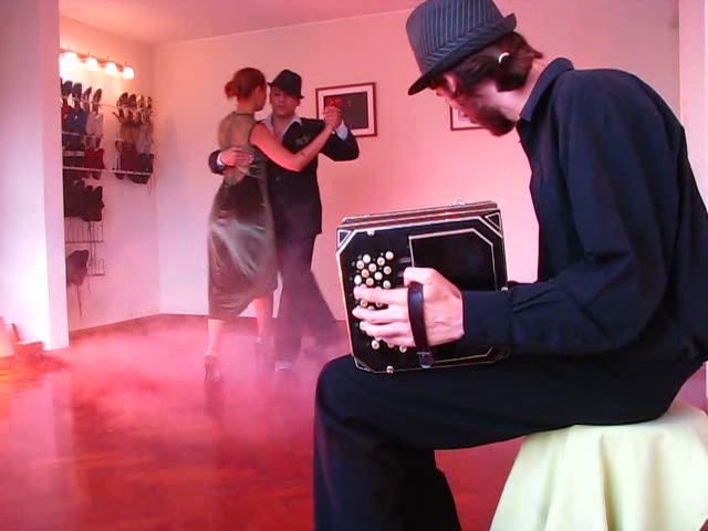 Video Clip de Tango auspiciado por ZapatosParaBailar Video Clip de Tango auspiciado por ZapatosParaBailar